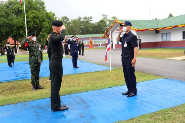 ปัตตานี-กองบัญชาการกองทัพไทย โดย ผู้บัญชาการหน่วยบัญชาการทหารพัฒนา ผบ.นทพ.เดินทางตรวจเยี่ยมให้กำลังใจนักรบสีน้ำเงินจังหวัดปัตตานี